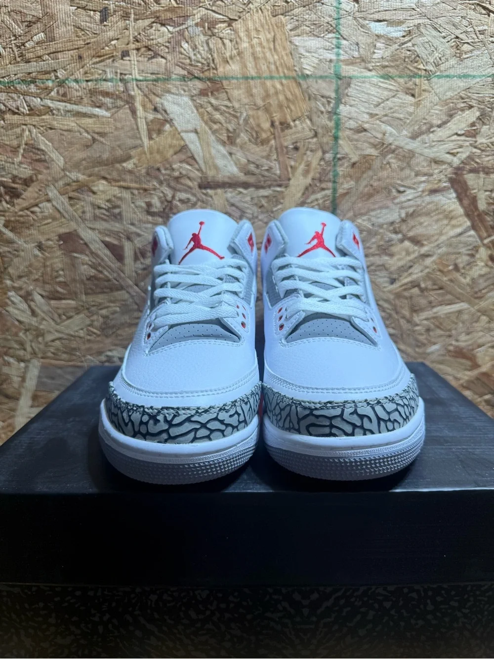 Air Jordan 3 Retro ‘Fire Red’